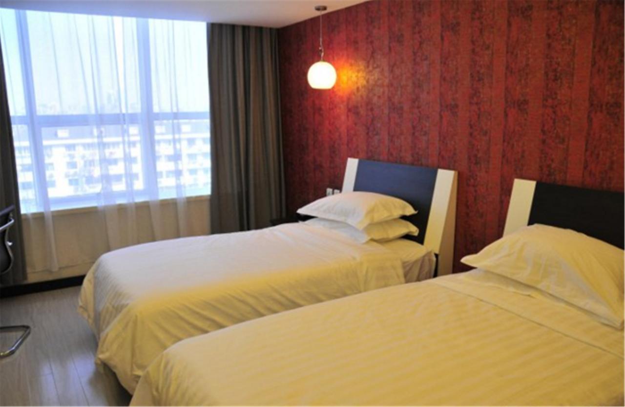 Fairyland Hotel Shanghai New International Exihibition Centre South Yanggao Road Metro Station Hotel 2*